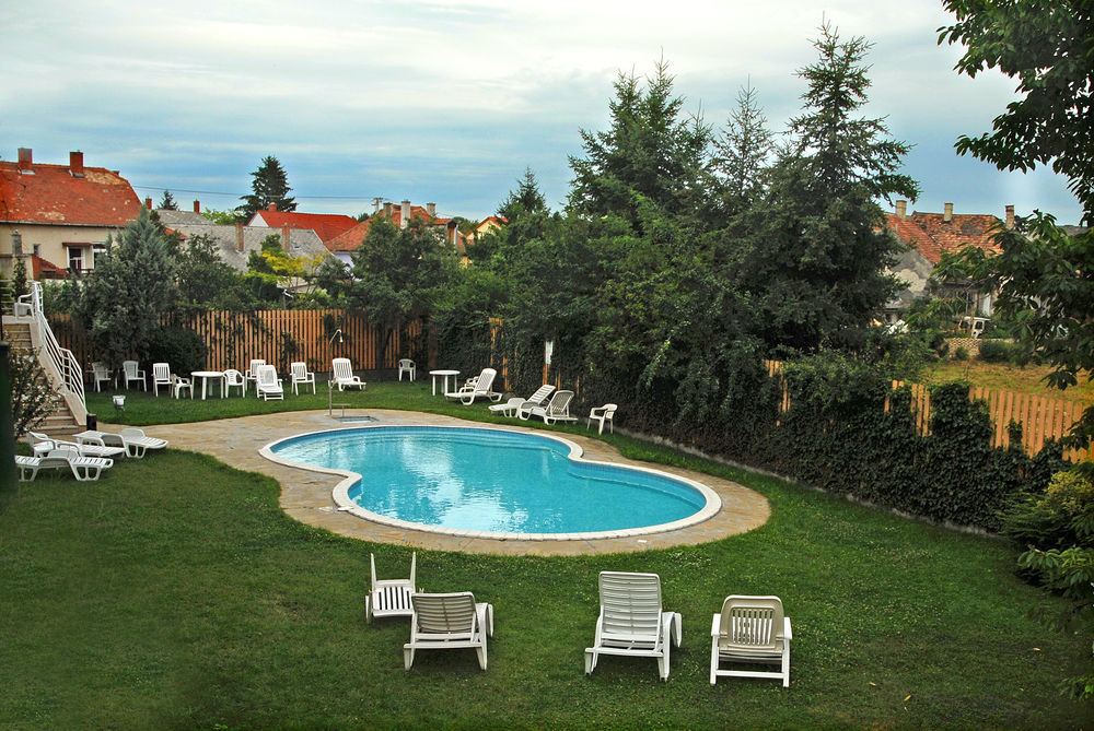 Abbázia Club Hotel Kék Keszthely Extérieur photo